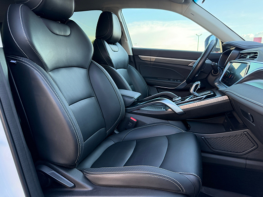 Geely Atlas Pro Luxury, 2024 года, пробег 49000 км