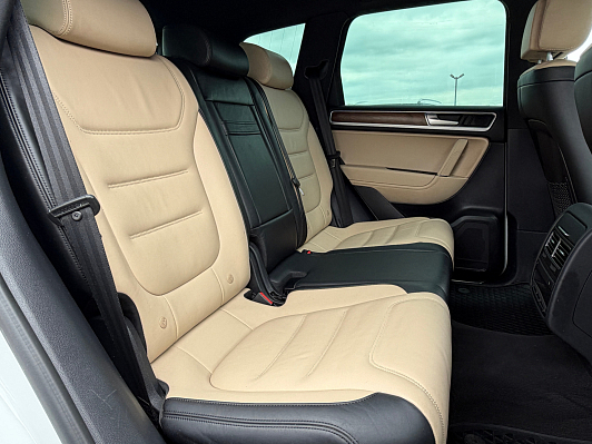 Volkswagen Touareg R-line, 2016 года, пробег 167100 км