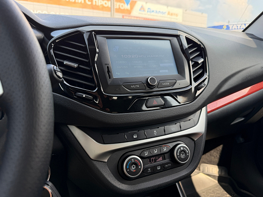 Lada (ВАЗ) Vesta Luxe, 2018 года, пробег 118333 км