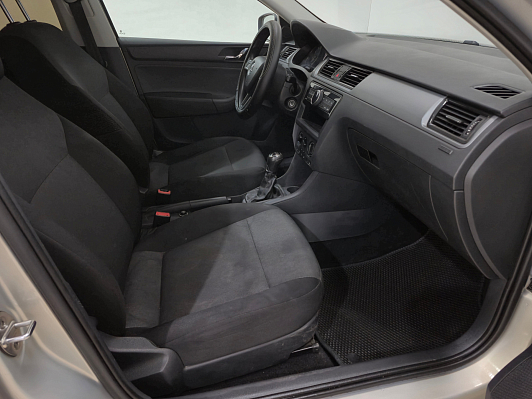 Skoda Rapid Ambition, 2016 года, пробег 175200 км