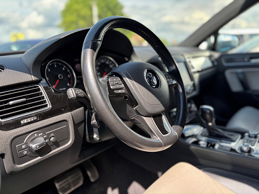 Volkswagen Touareg Wolfsburg Edition, 2017 года, пробег 185388 км