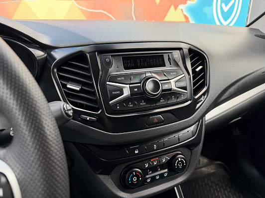 Lada (ВАЗ) Vesta Comfort, 2020 года, пробег 122000 км
