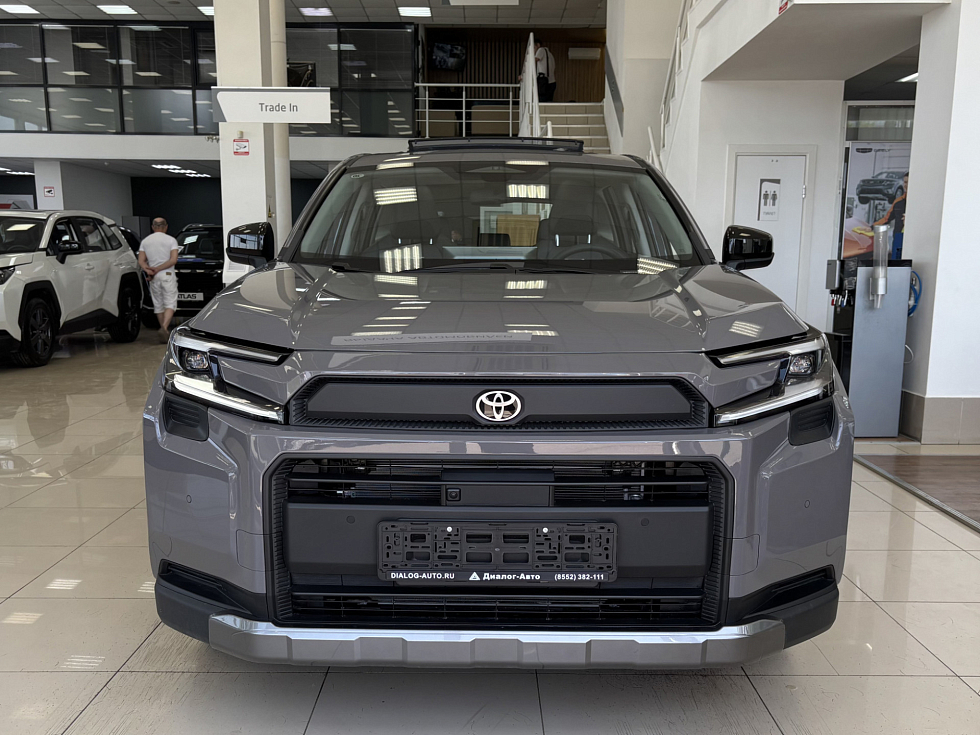 Toyota RAV4 Luxury, серый