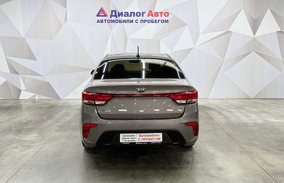 Kia Rio Luxe, 2019 года, пробег 117512 км