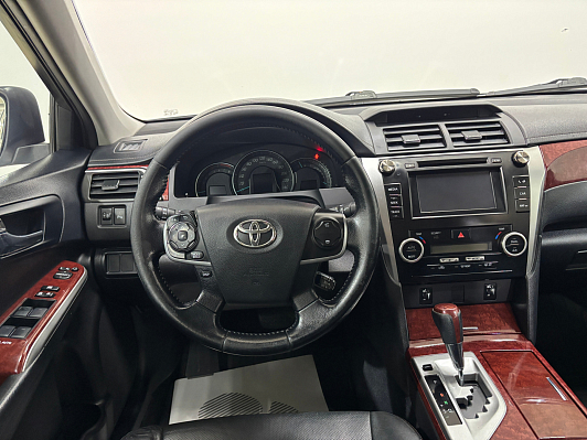 Toyota Camry, 2012 года, пробег 216905 км
