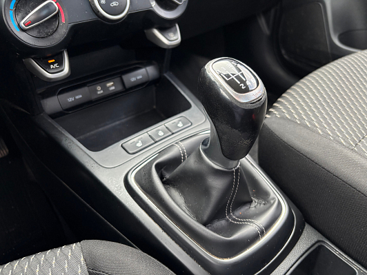 Kia Rio Comfort, 2017 года, пробег 173038 км