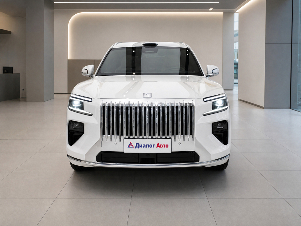 Zeekr 8X Ultra, белый