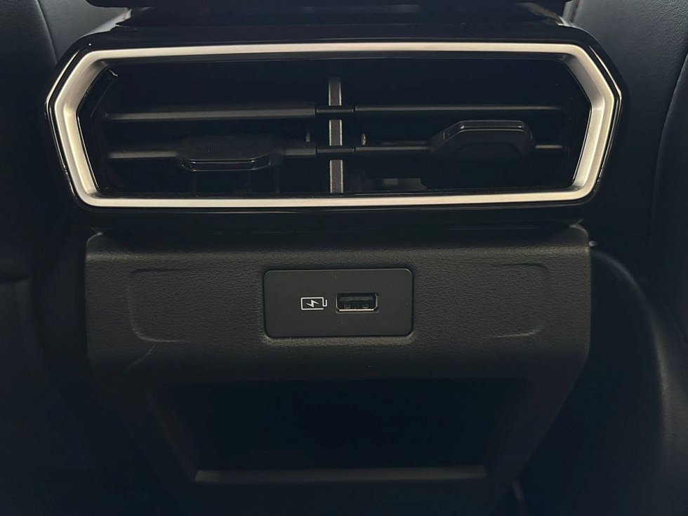 Geely Cityray Флагман, серебряный