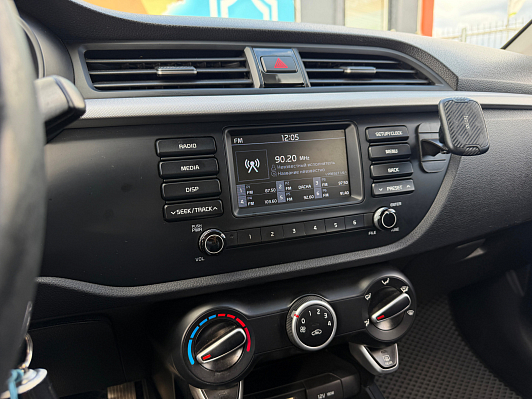 Kia Rio Luxe, 2019 года, пробег 127207 км