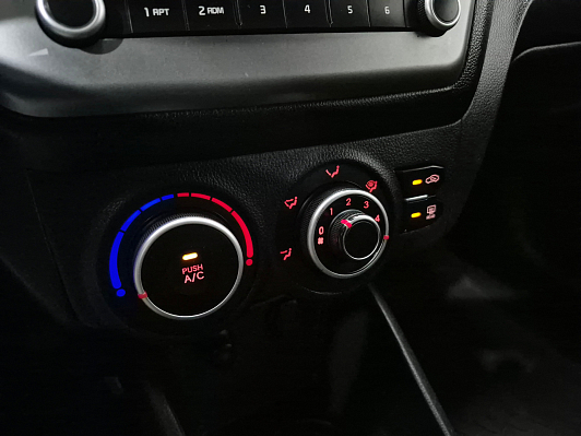 Kia Rio Comfort, 2014 года, пробег 270510 км