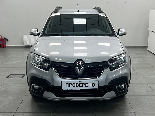 Renault Sandero Stepway Life, 2021 года, пробег 68417 км