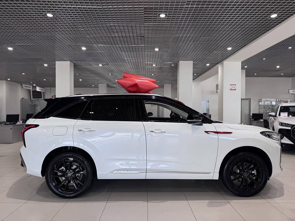 Hongqi HS3 Делюкс (Deluxe), белый