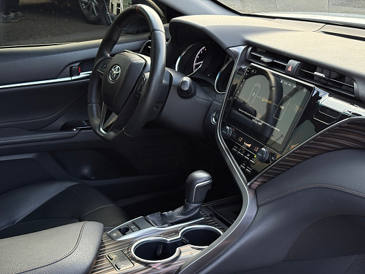 Toyota Camry Элеганс Safety, 2019 года, пробег 92410 км
