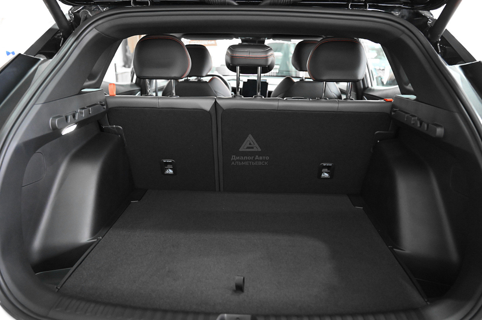 Geely Cityray Спорт, серебряный