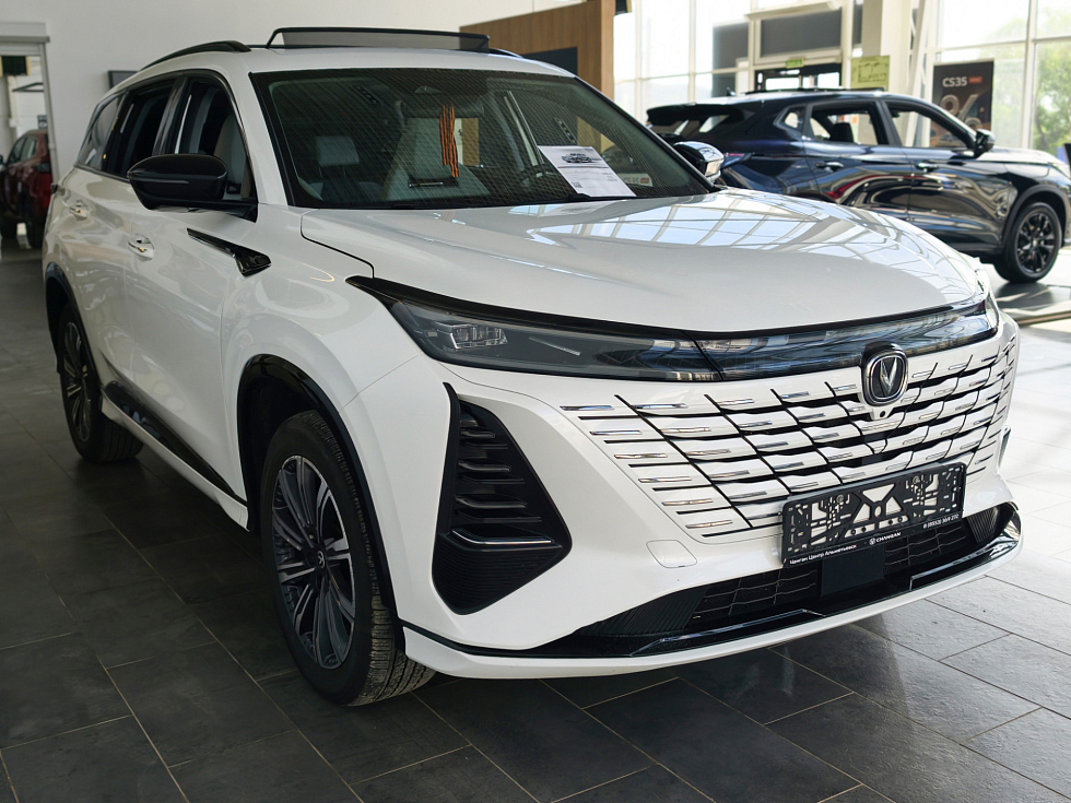 Changan CS75 Plus Техно, белый