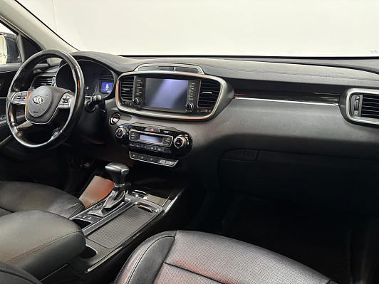 Kia Sorento, 2018 года, пробег 129591 км