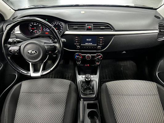 Kia Rio Comfort, 2017 года, пробег 74500 км