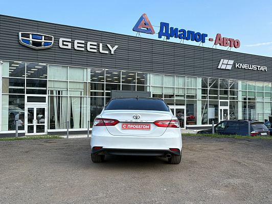 Toyota Camry Элеганс Safety, 2019 года, пробег 92410 км