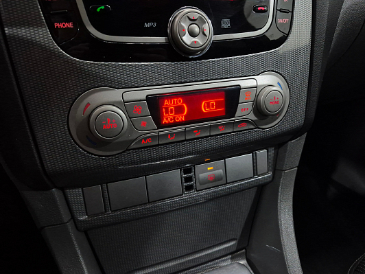 Ford Focus Ghia, 2011 года, пробег 215435 км