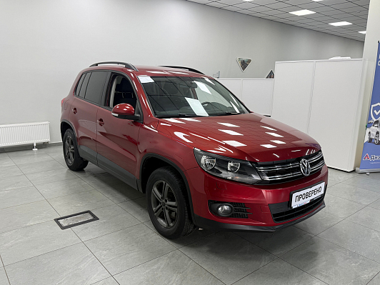 Volkswagen Tiguan Trend&Fun, 2013 года, пробег 156000 км