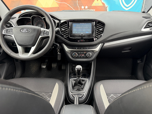 Lada (ВАЗ) Vesta Luxe, 2018 года, пробег 158500 км