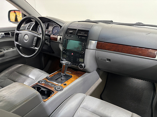 Volkswagen Touareg, 2004 года, пробег 437077 км