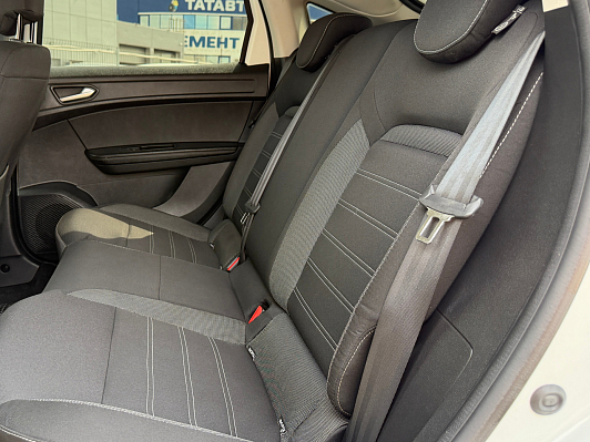 Renault Arkana Drive, 2021 года, пробег 50400 км