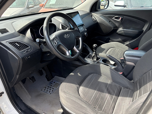 Hyundai ix35 Comfort, 2013 года, пробег 128000 км