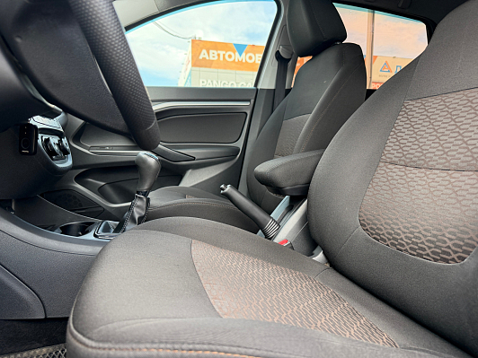 Lada (ВАЗ) Vesta Luxe, 2018 года, пробег 122000 км