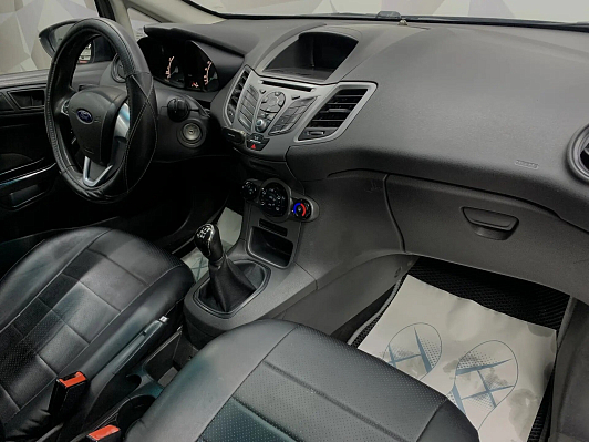 Ford Fiesta Ambiente, 2016 года, пробег 250638 км