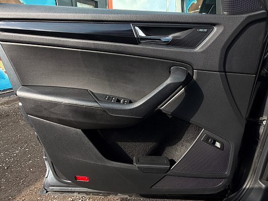 Skoda Kodiaq Style Plus, 2019 года, пробег 119300 км
