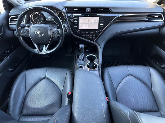 Toyota Camry Элеганс Safety, 2021 года, пробег 104600 км