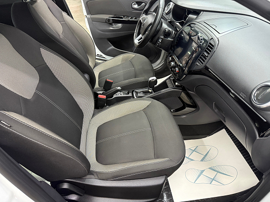 Renault Kaptur Drive, 2020 года, пробег 53077 км