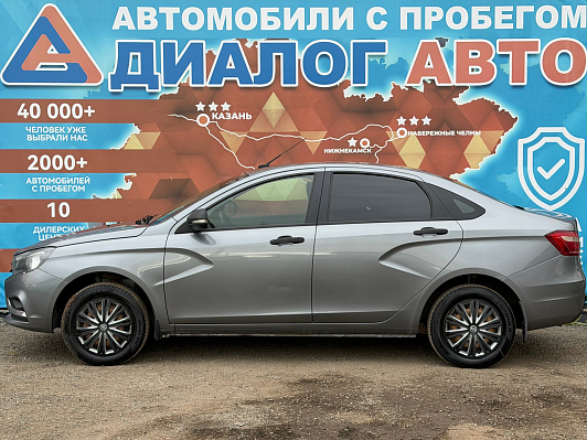 Lada (ВАЗ) Vesta 50 Anniversary, 2016 года, пробег 157039 км