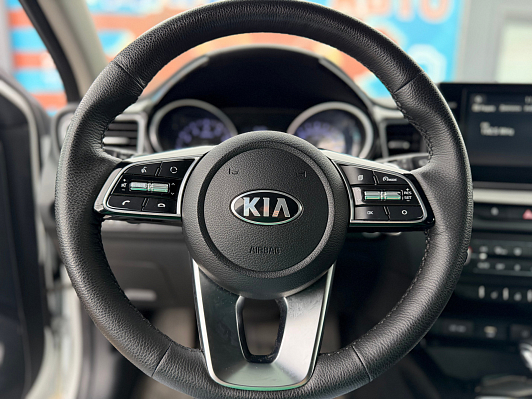 Kia Ceed Prestige, 2020 года, пробег 171082 км