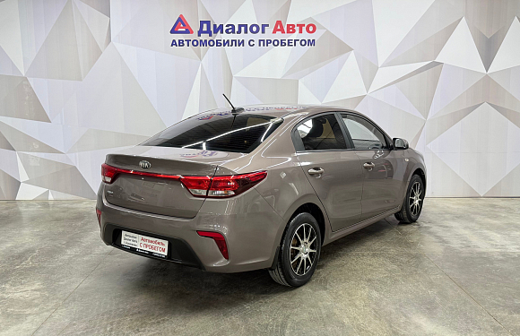 Kia Rio Luxe, 2019 года, пробег 117512 км