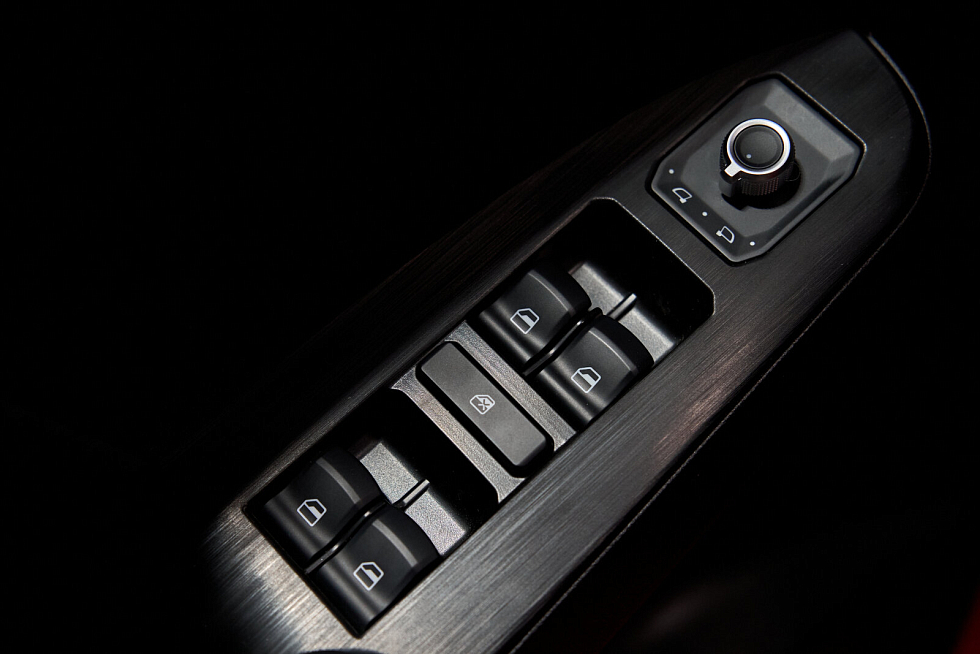 Haval Jolion Премиум, красный