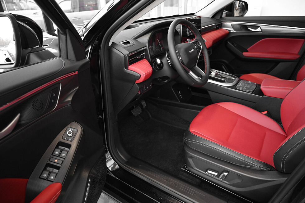 Haval Jolion Премиум, черный