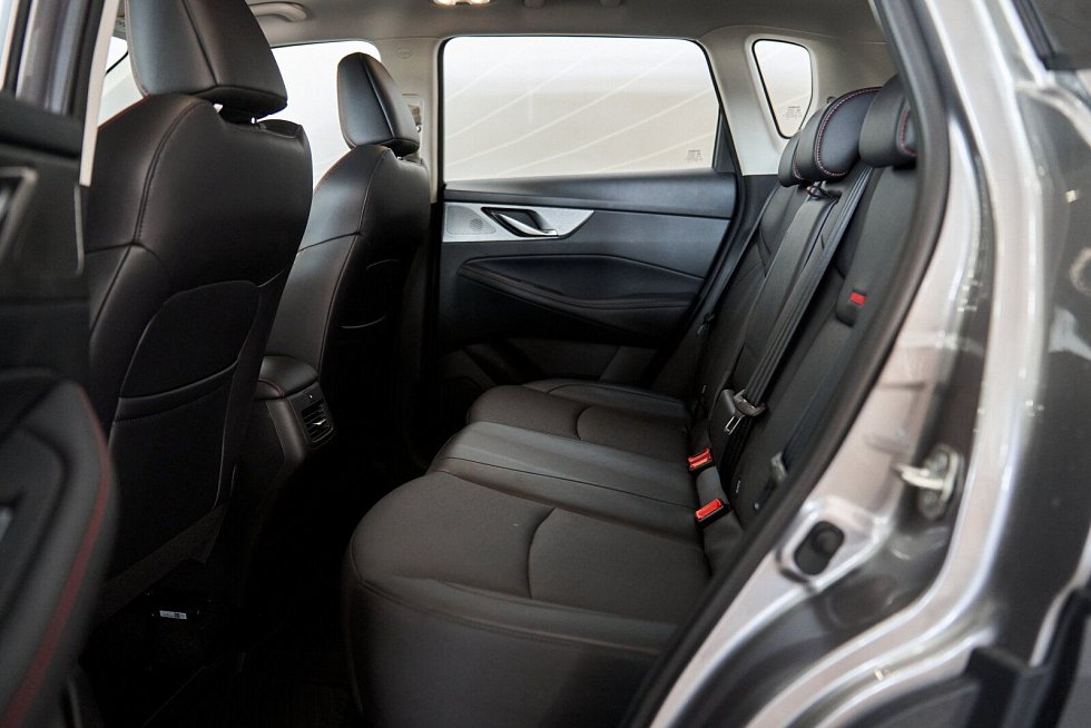 Changan CS35 Plus Техно, серебряный