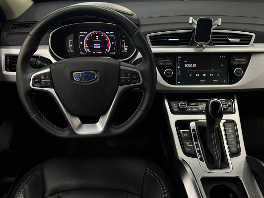 Geely Atlas Люкс + Yandex Auto, 2019 года, пробег 106900 км