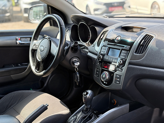 Kia Cerato Comfort, 2012 года, пробег 270821 км