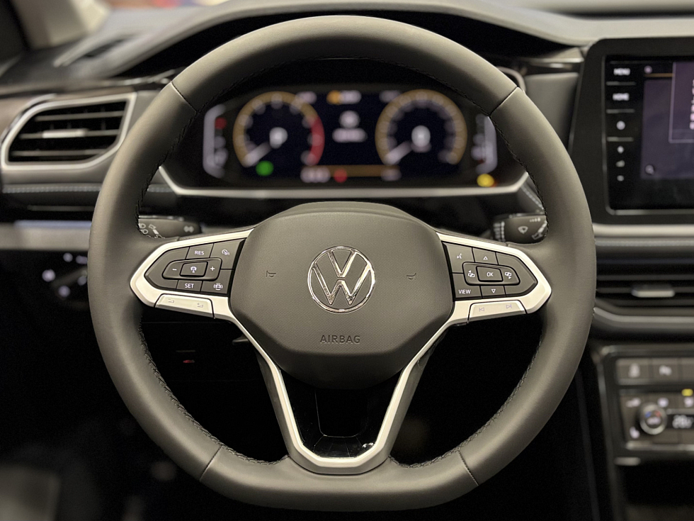 Volkswagen Tharu XR Sharp, серый