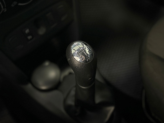 Renault Sandero, 2015 года, пробег 152350 км