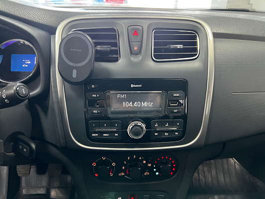 Renault Sandero Confort, 2017 года, пробег 65572 км