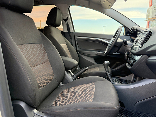 Lada (ВАЗ) Vesta Luxe, 2018 года, пробег 122000 км