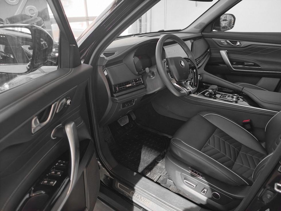 Changan CS95 Техно, черный