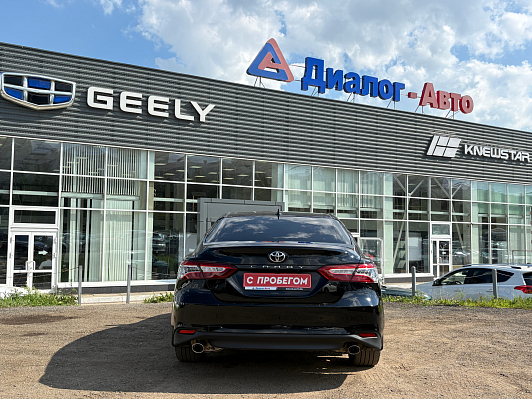 Toyota Camry, 2020 года, пробег 132221 км