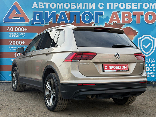 Volkswagen Tiguan Highline, 2018 года, пробег 96000 км