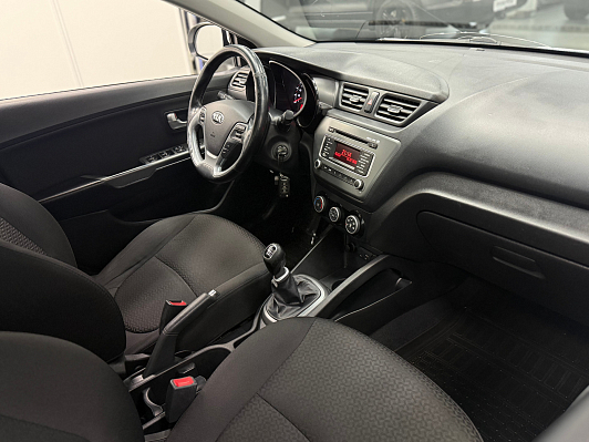 Kia Rio Luxe, 2015 года, пробег 149489 км