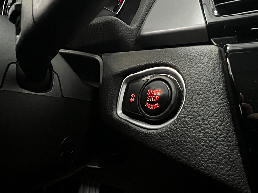 BMW 2 серии Active Tourer 218i Advantage Plus, 2019 года, пробег 76774 км